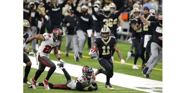 Buffalo Bills och Tampa Bay Buccaneers går båda vidare till nästa omgång